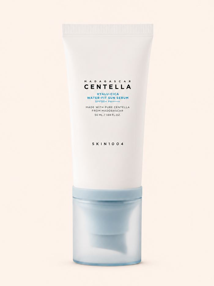 کرم ضد آفتاب بی رنگ سنتلا SPF50 حجم 50 میل کرم ضد آفتاب بی رنگ سنتلا SPF50 حجم 50 میل